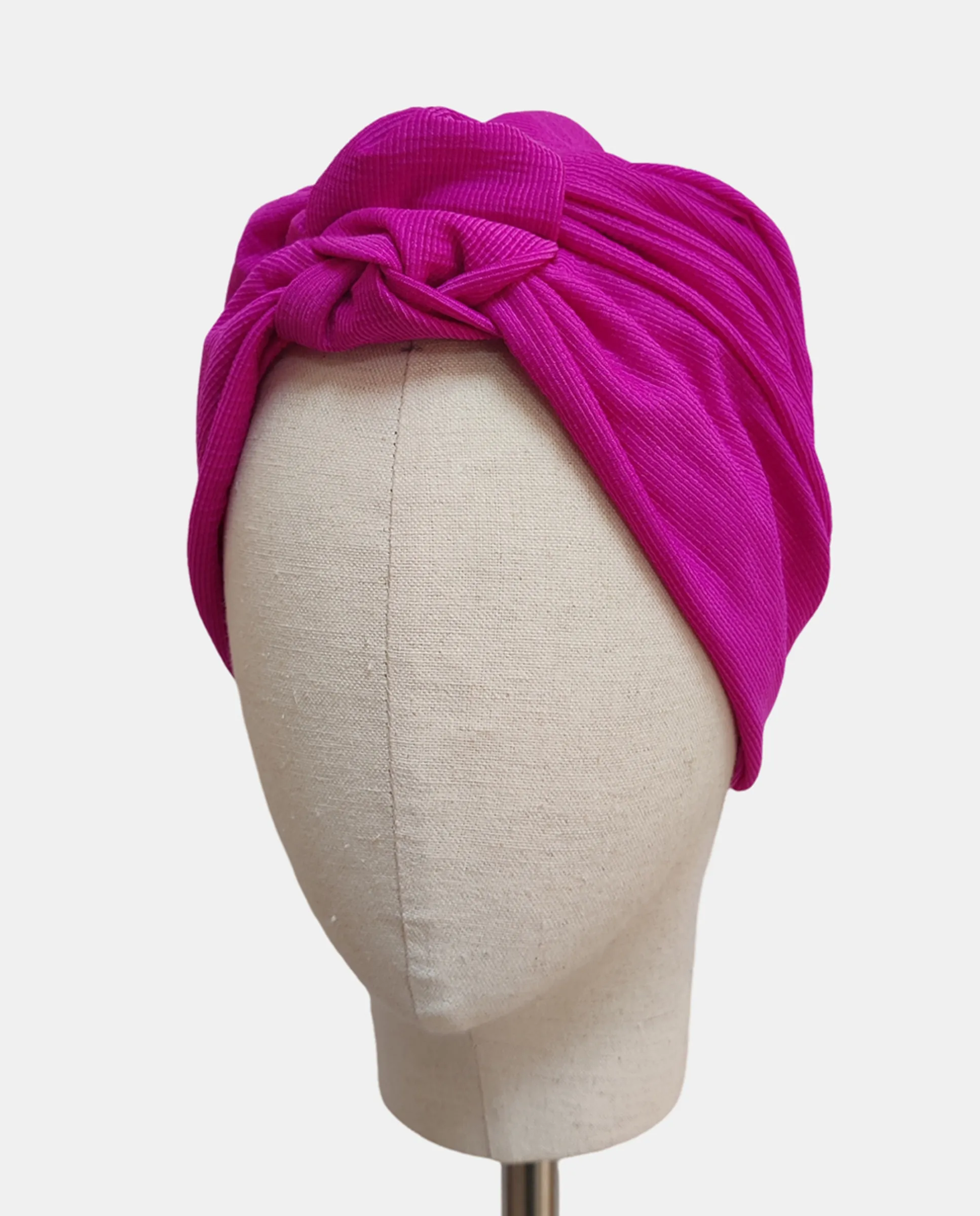 

Онкологический тюрбан с двойным узлом, подкладка из бамбука Belle Turban, фуксия