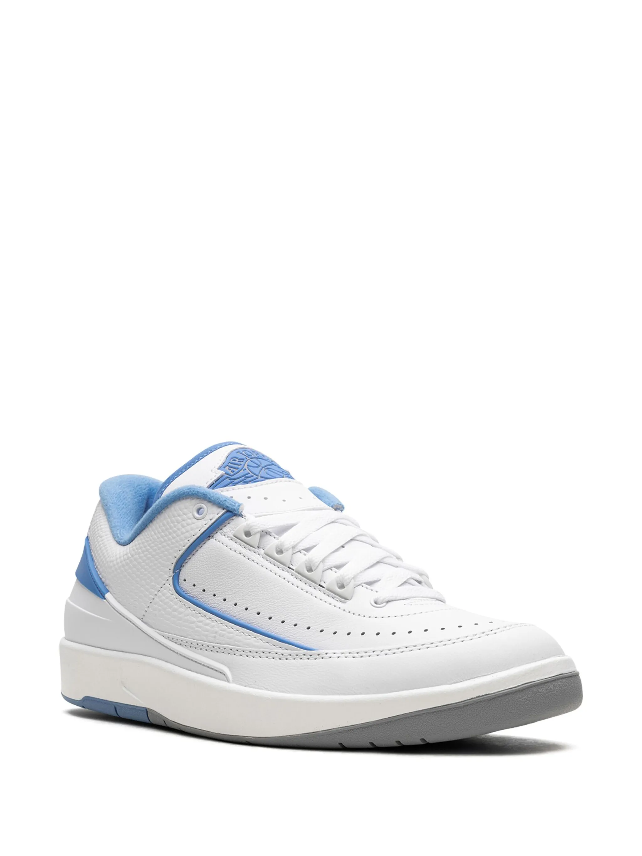 Кроссовки Air Jordan 2 Low UNC, белый — фото 2