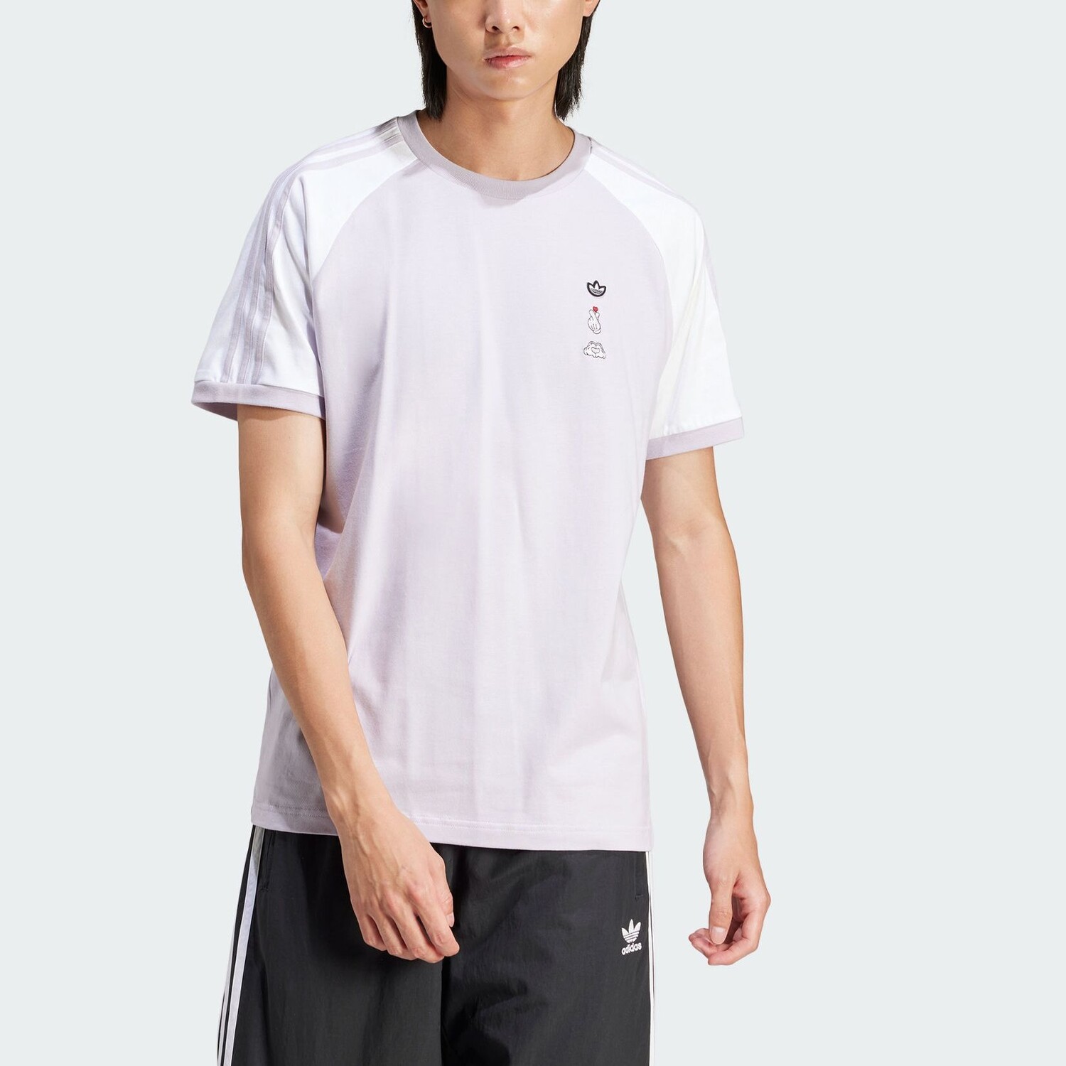 Футболка с логотипом Микки Мауса, мужская, серебристая Adidas Originals, цвет Silver — фото 2
