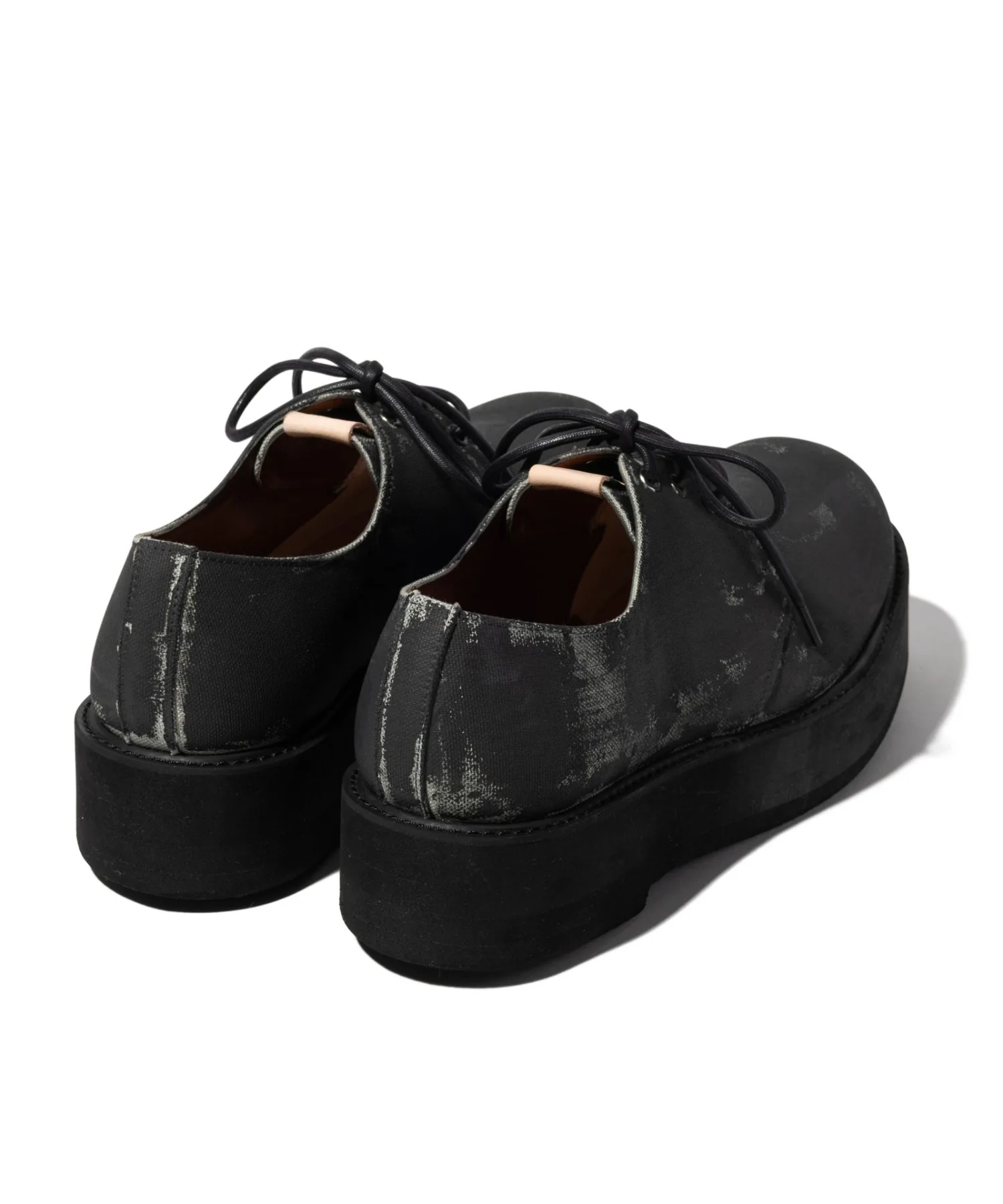 Унисекс туфли Aged Three Hole Shoes glamb чёрные — фото 4
