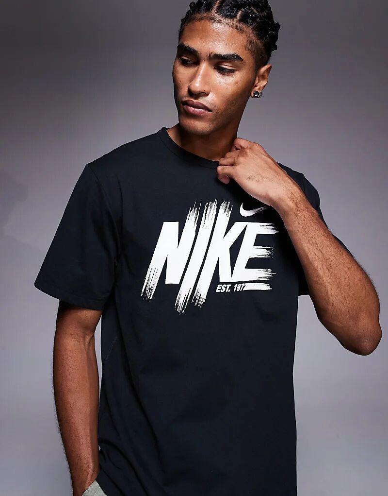 

Футболка Nike Training Hyverse Dri-Fit черного цвета