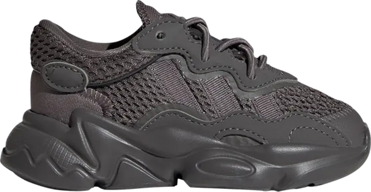 

Кроссовки Ozweego I 'Charcoal', черный