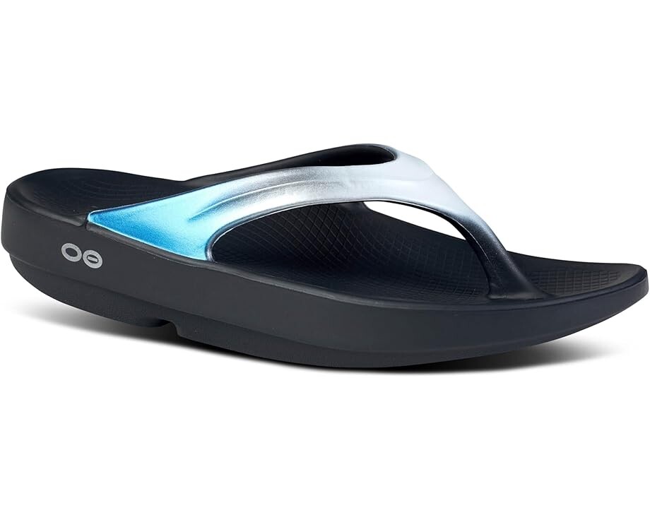 Сандалии OOFOS OOlala Luxe Thong, цвет Frost