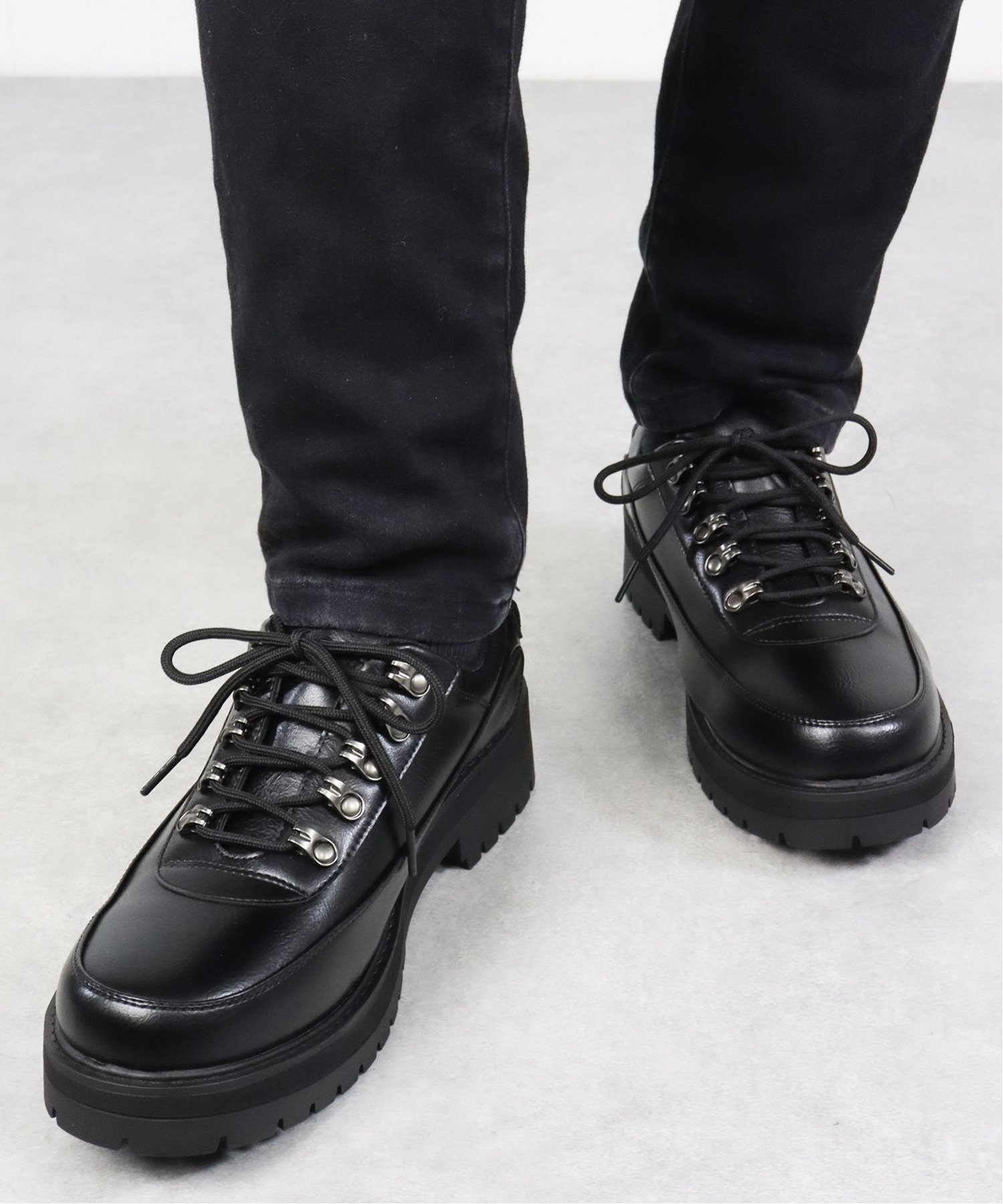 Мужской комплект уличной одежды: короткие горные ботинки 6348 Dedes, Black PU