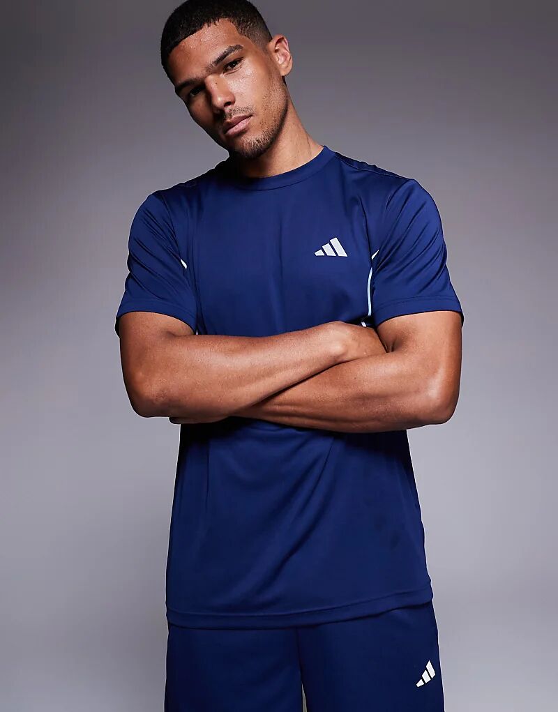 

Футболка adidas Training tech темно-синего цвета Adidas Performance