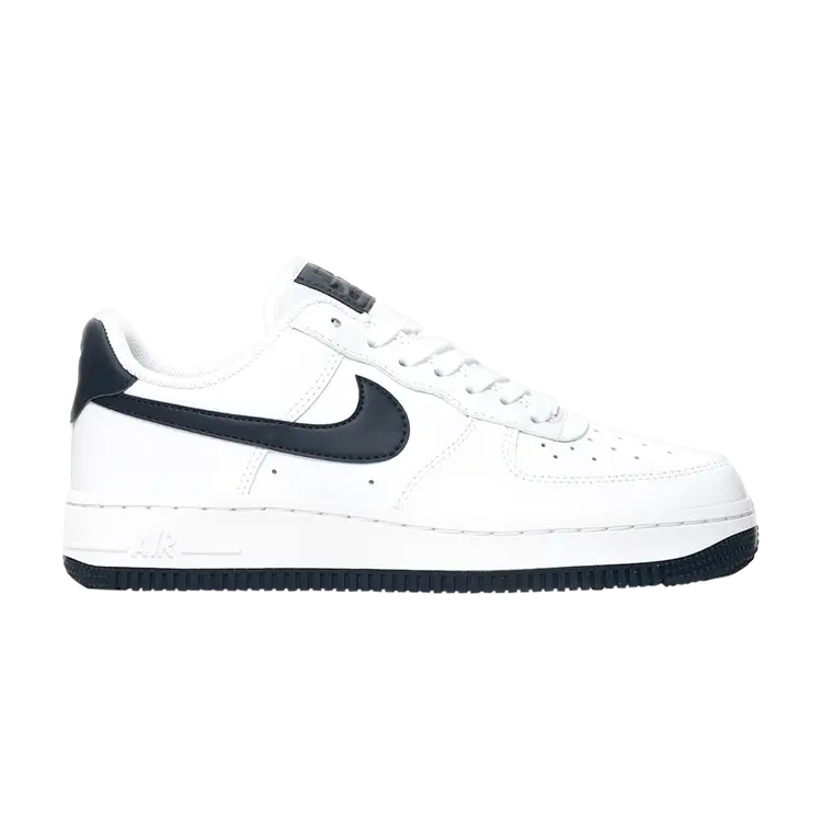 

Кроссовки Nike Wmns Air Force 1 07, белый
