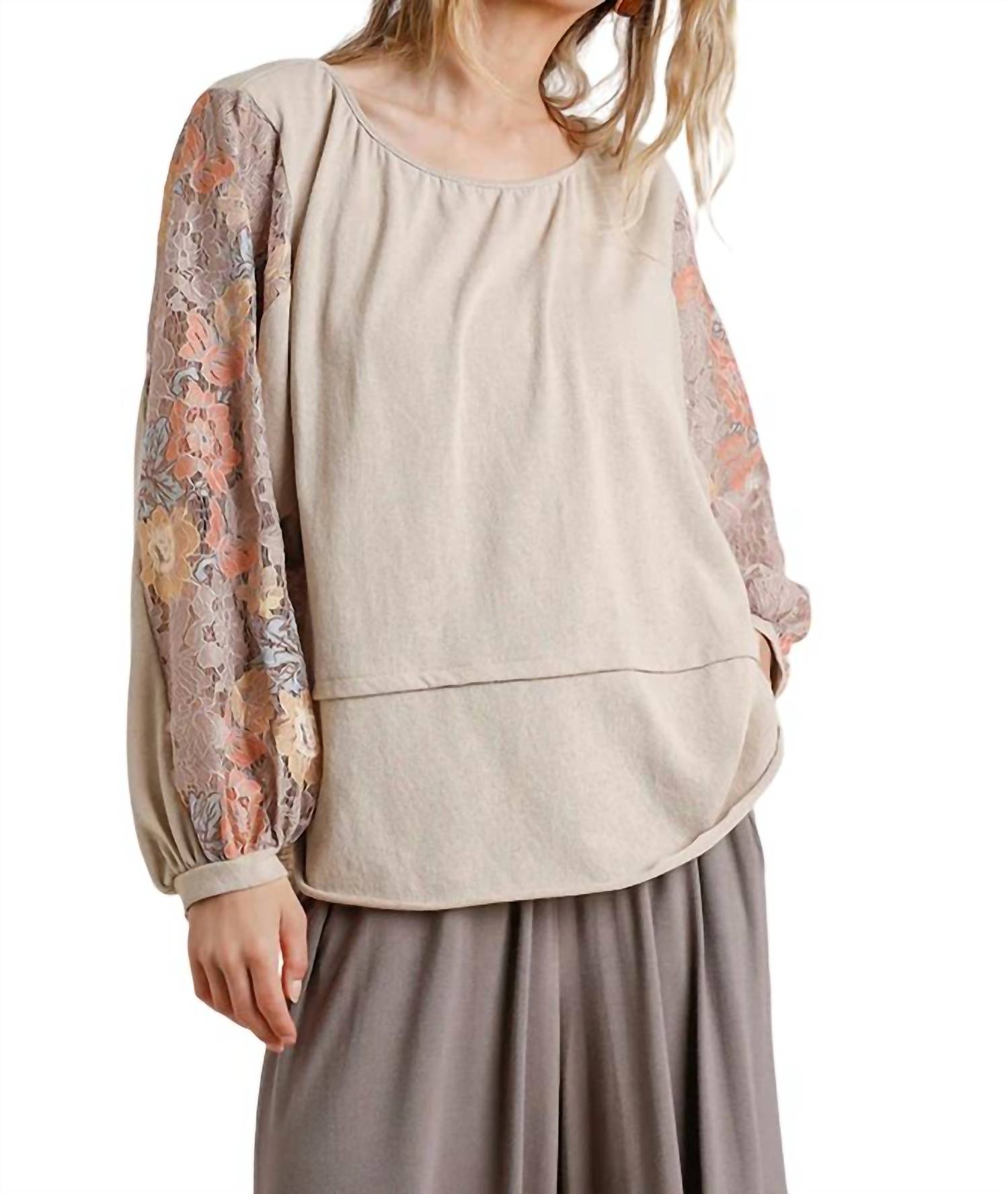 

Топ с рукавами из цветочного кружева в цвете Taupe umgee, серо-коричневый