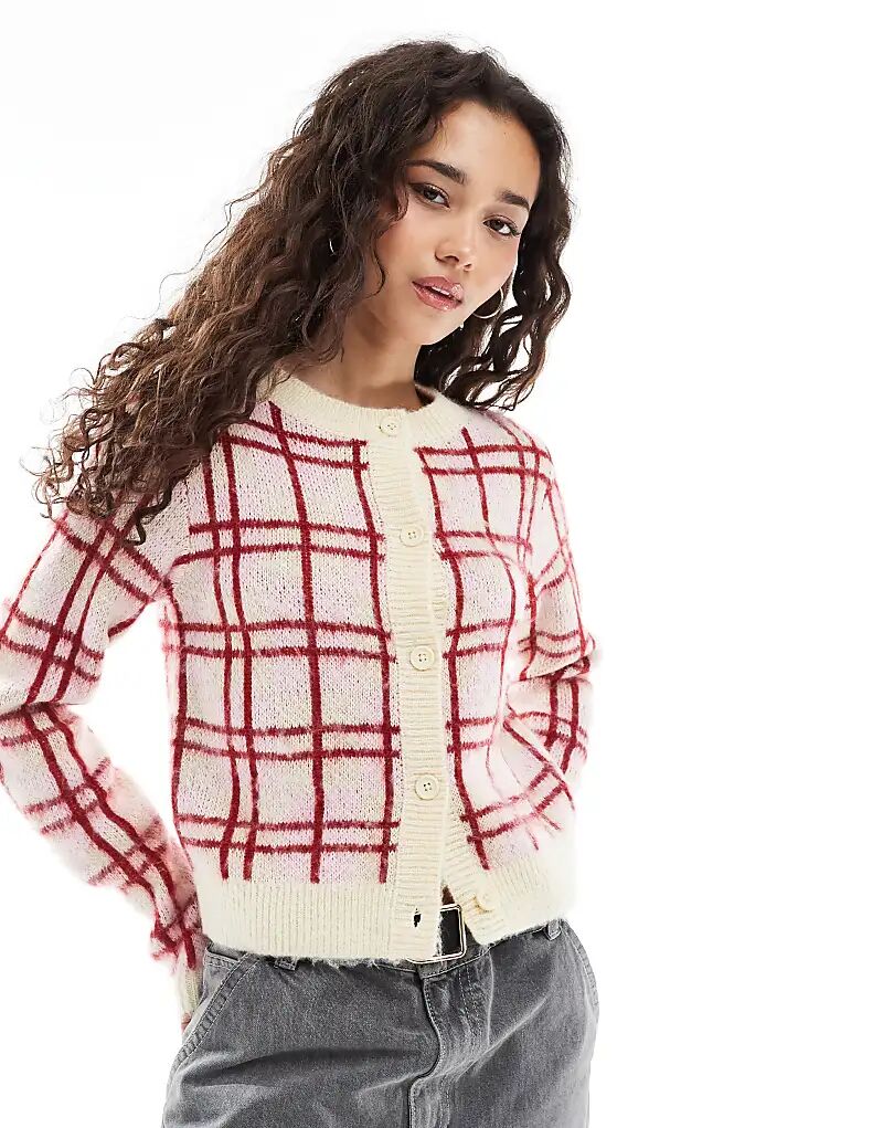 

Кнопка проверки через кардиган Miss Selfridge