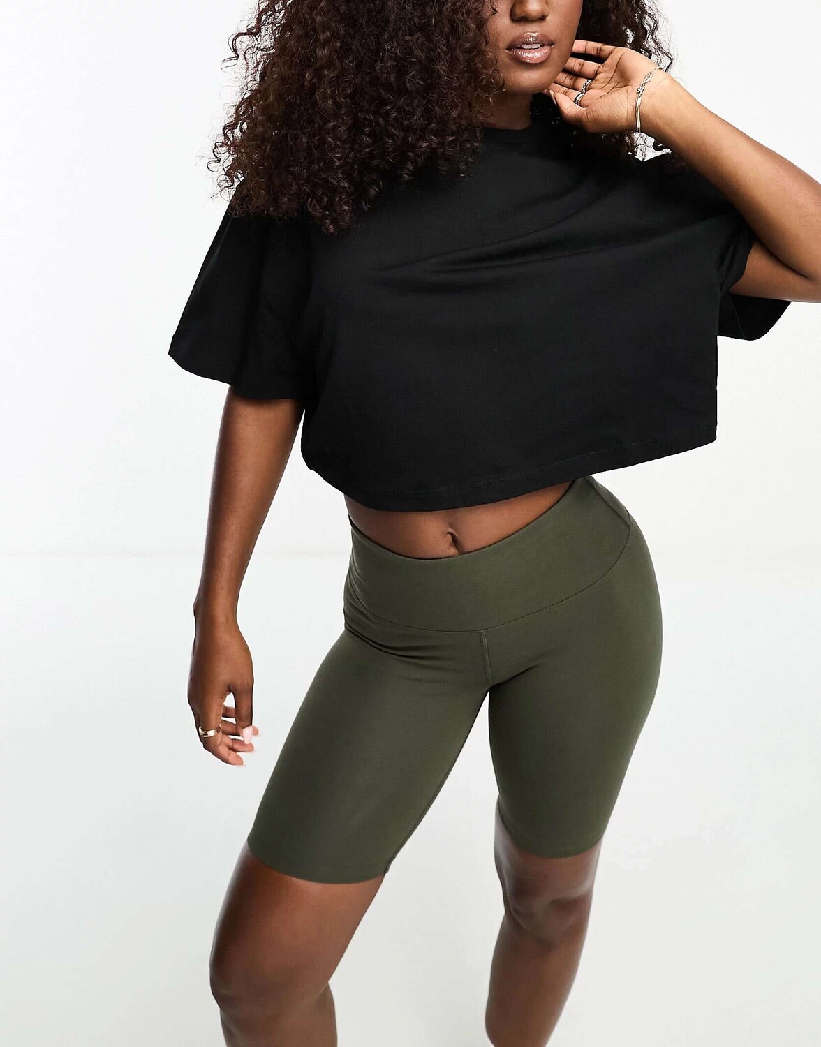 

Укороченная футболка ASOS Icon