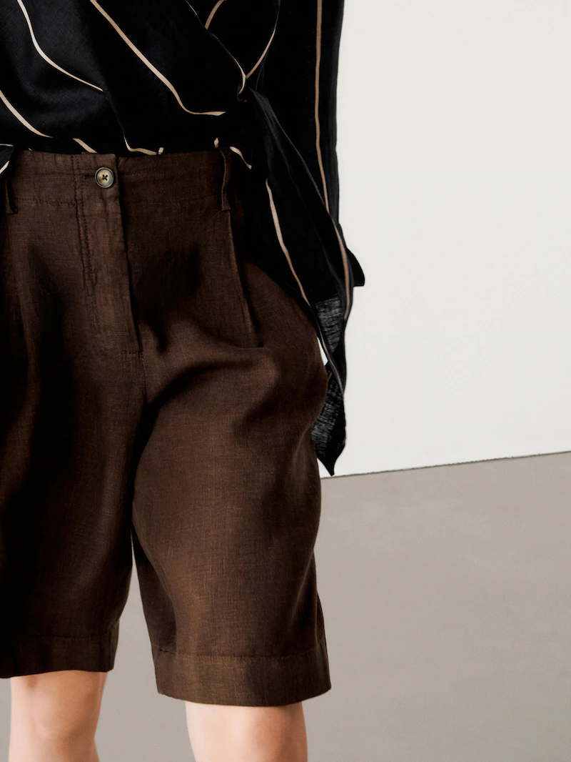 Льняные шорты-бермуды с двойной вытачкой Massimo Dutti, коричневый — фото 4