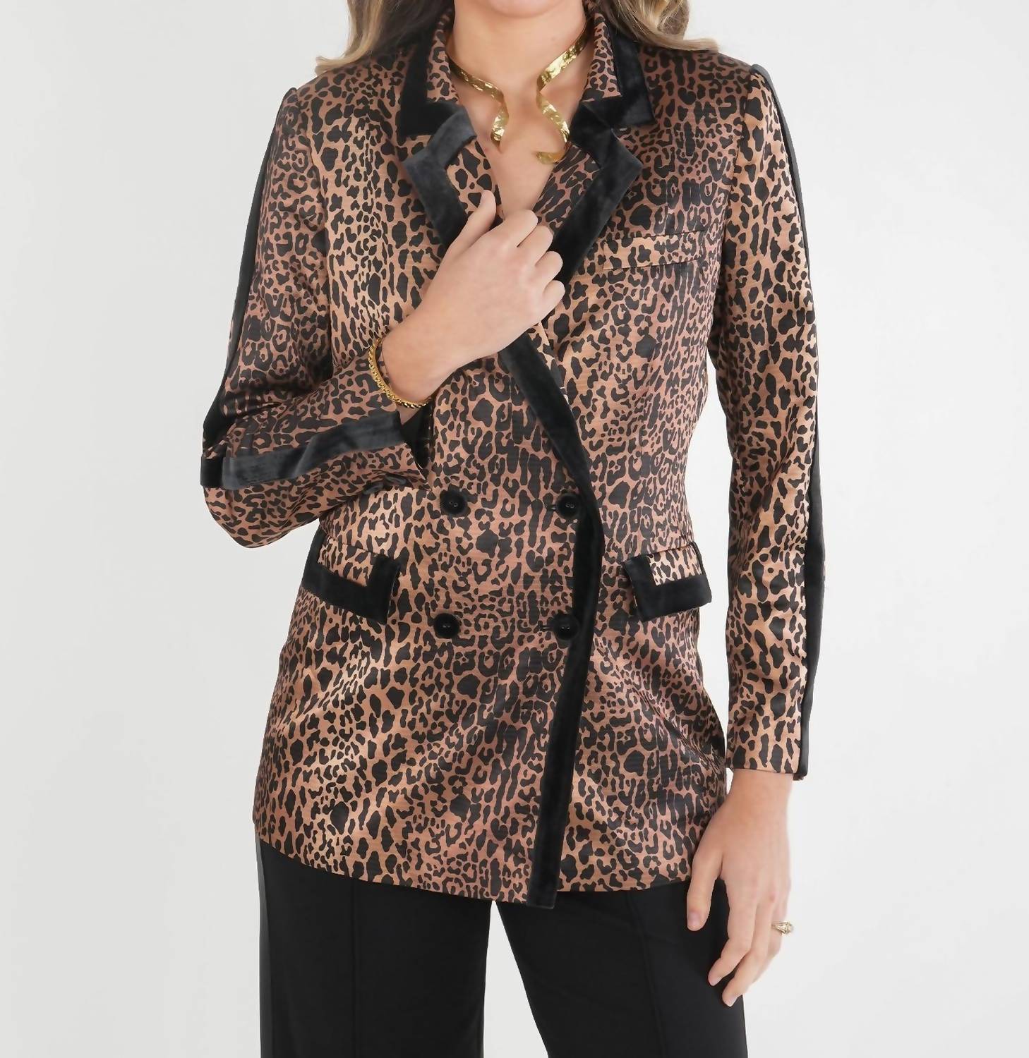 

Блейзер Bristol в стиле Lady Leopard Emily McCarthy