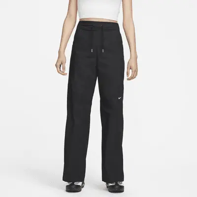 

Брюки Nike Sportswear Essentials, черный/белый