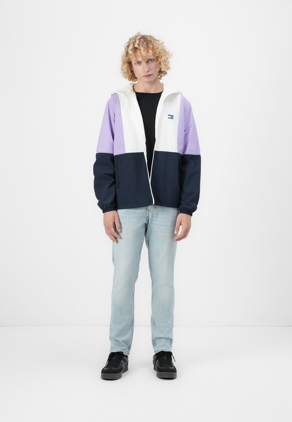 

Джинсы облегающего кроя SCANTON Tommy Jeans, цвет Denim Ultra Light