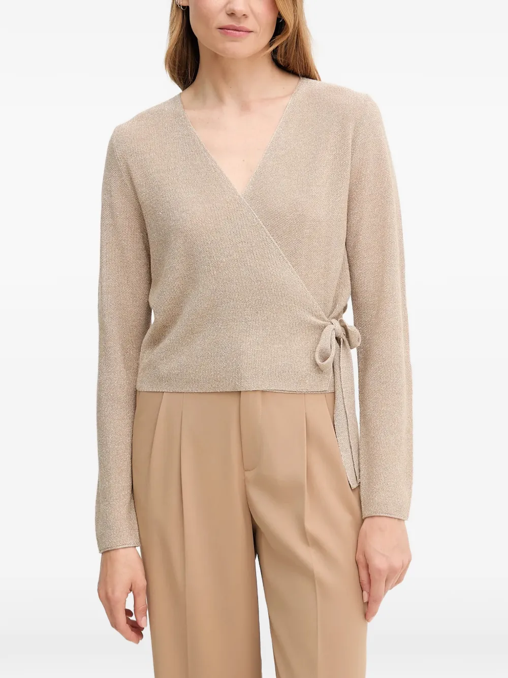 

Вязаное изделие с V-образным вырезом и завязкой Oui, бежевый