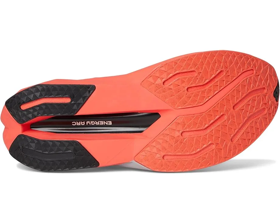 Кроссовки New Balance FuelCell SuperComp Trainer v3, Urgent Red/Sea Salt/Black — фото 3