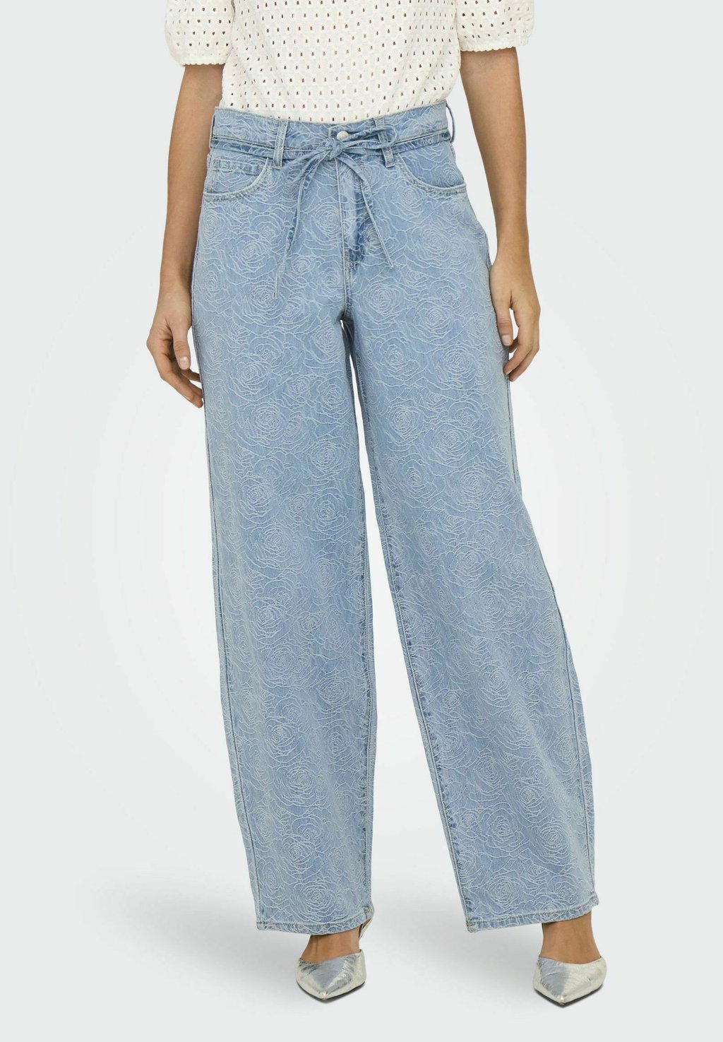 

Джинсы прямого кроя ONLY, цвет Light Blue Denim