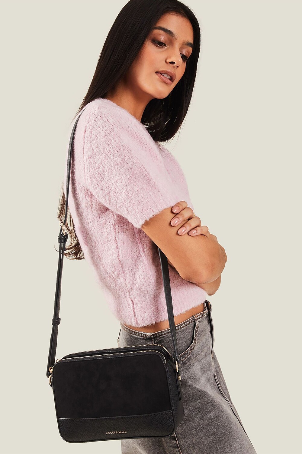 

Классическая сумка через плечо из замши Accessorize, черный