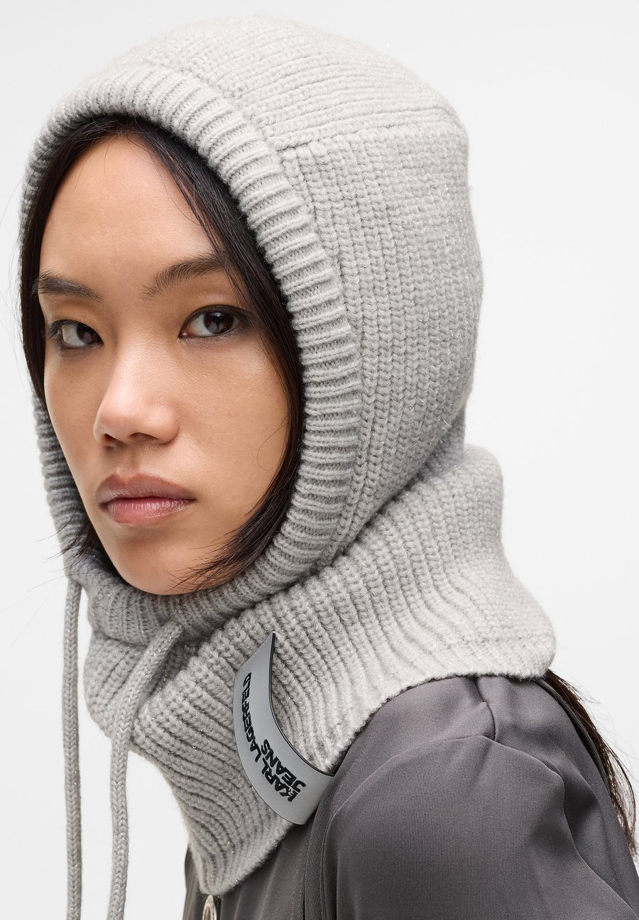 

Шапка Karl Lagerfeld Jeans SHINY KNITTED BALACLAVA, Grey Melange/Grey