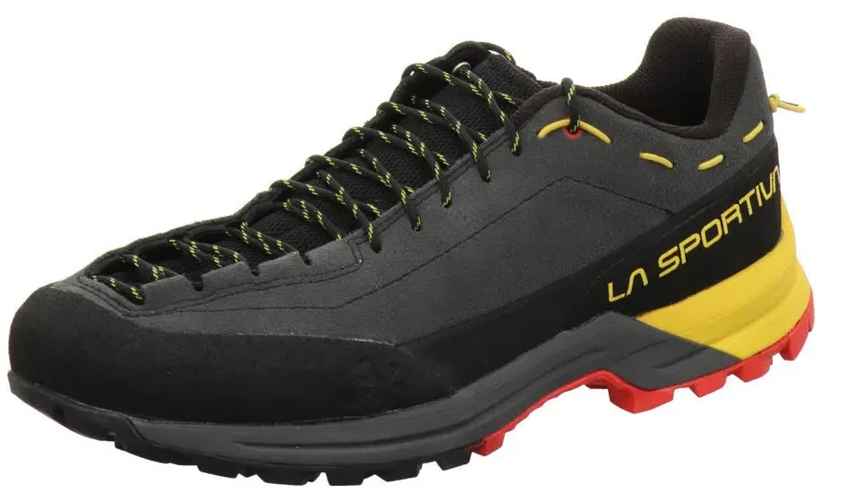 Треккинговые ботинки кожаные LA SPORTIVA черный