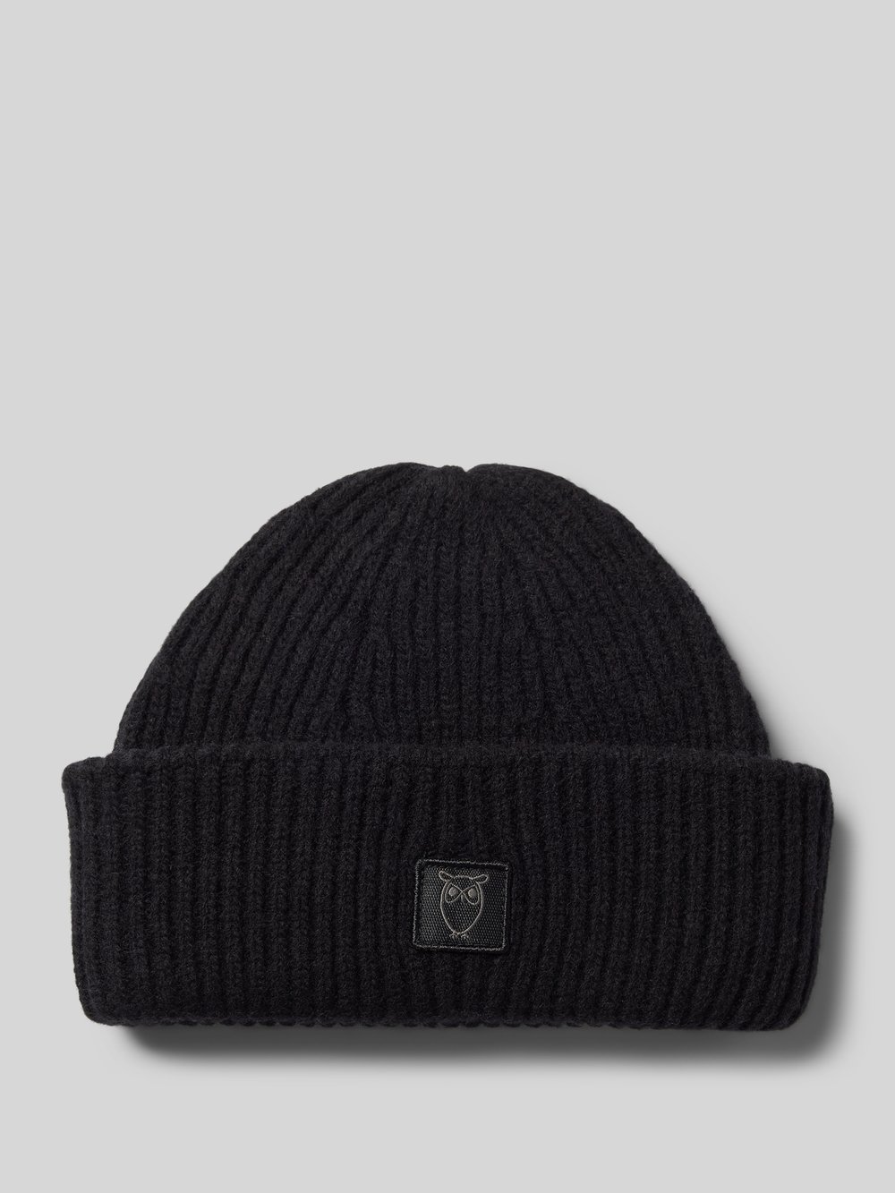 

Шапка с нашивкой-логотипом Knowledge Cotton Apparel, черный
