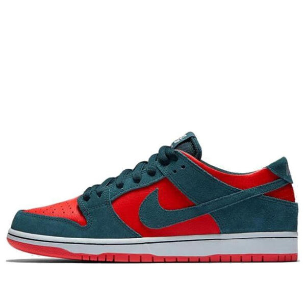 

Кроссовки zoom sb dunk low pro Nike, красный