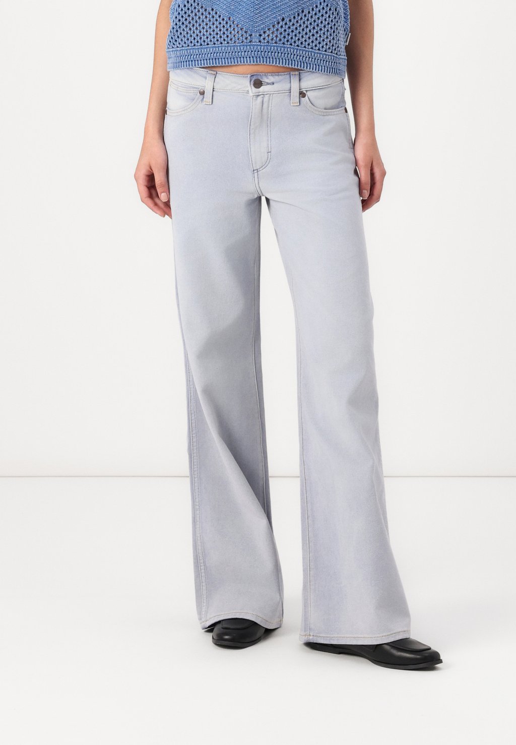 

Джинсы прямого кроя WORLD WIDE Wrangler, цвет Dawn Due