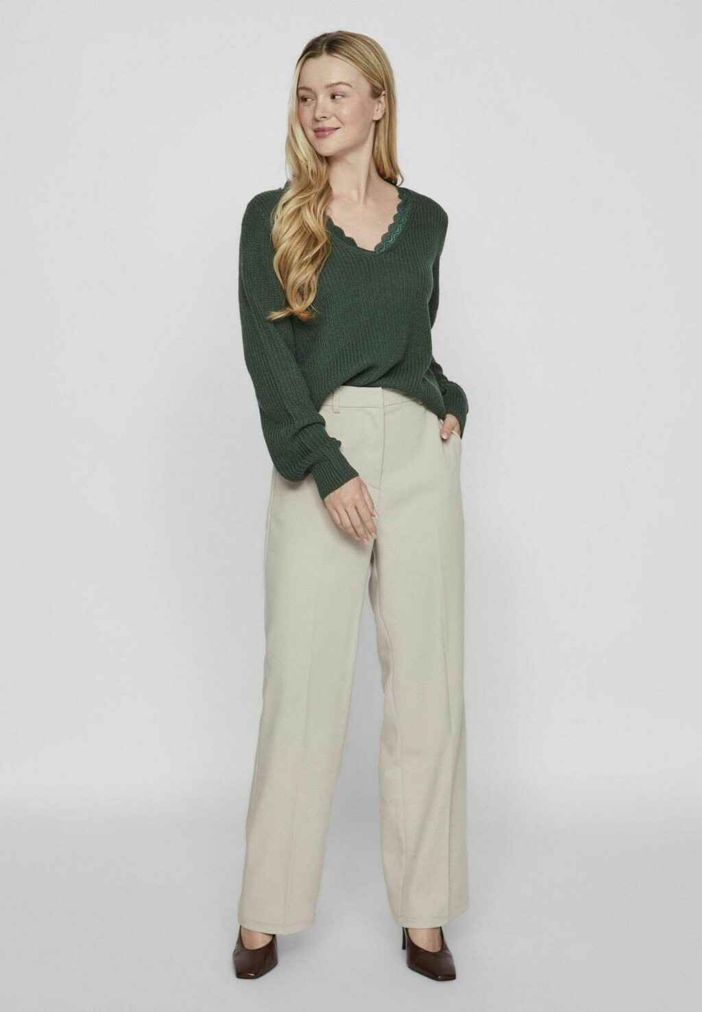 

Джемпер LOU REV V-NECK VILA, зеленый
