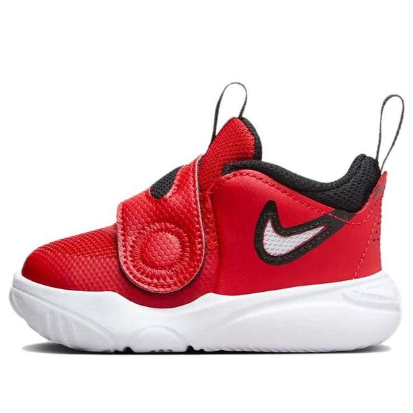 

Кроссовки команда hustle d11 Nike, красный