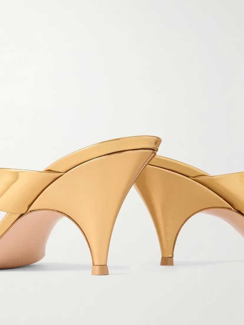 Сандалии-стринги Sofia 70 из зеркальной кожи Gianvito Rossi, золотой — фото 4
