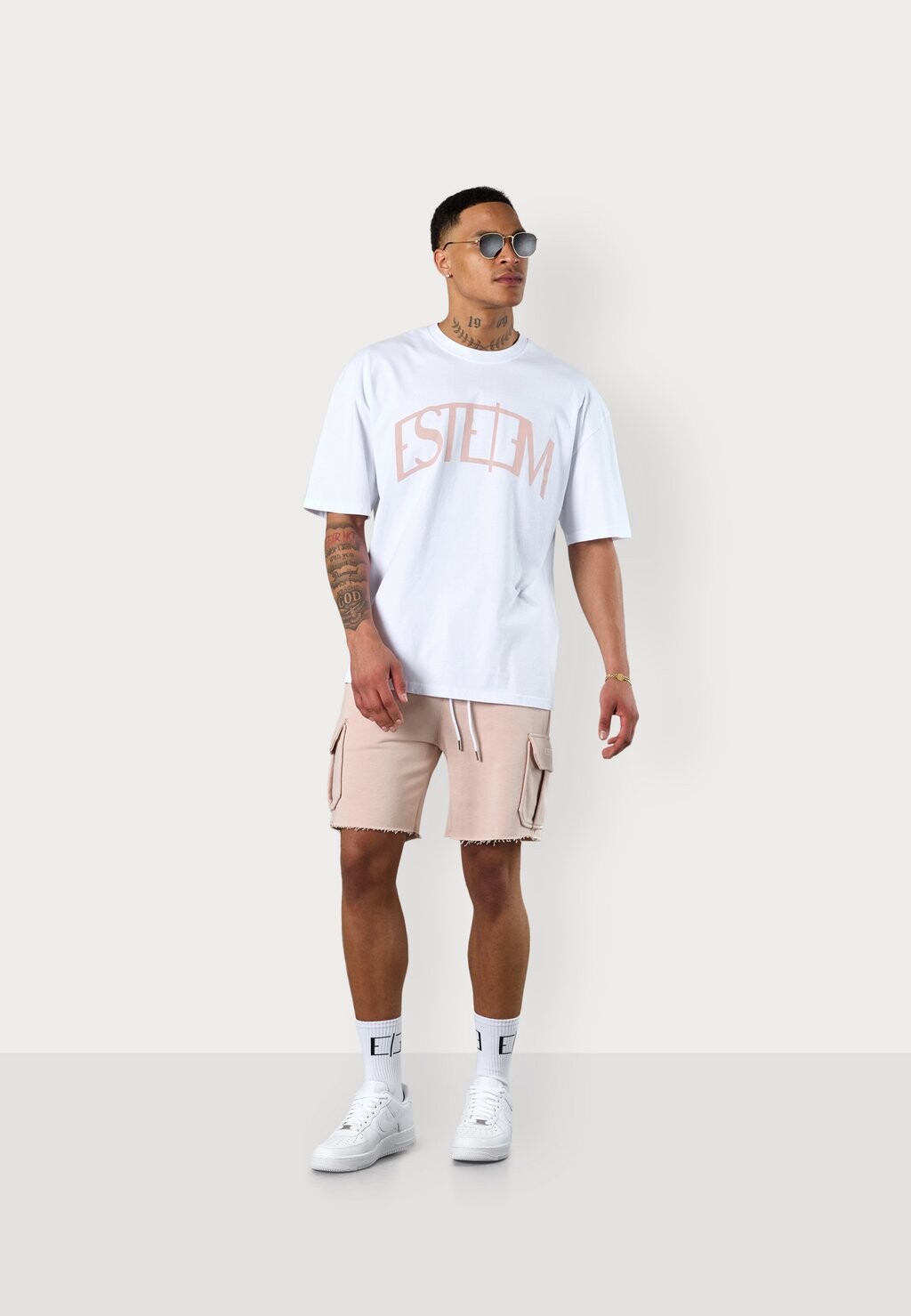 

Футболка с принтом CURVE OVERSIZED ESTEEM, белый