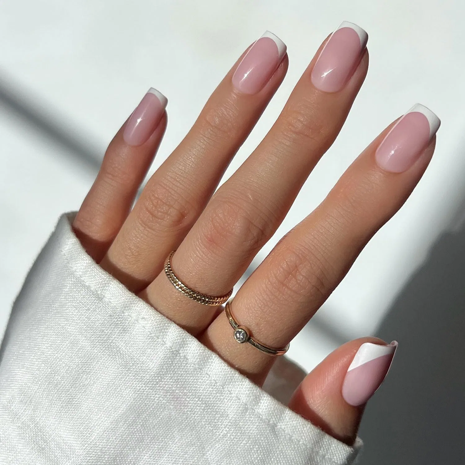 Накладные ногти «Classy French» от Glamnetic Glamnetic, Classic French