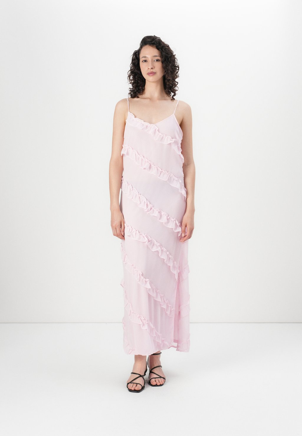 

Платье макси PCTWIRL MAXI STRAP DRESS Pieces, светло-розовый
