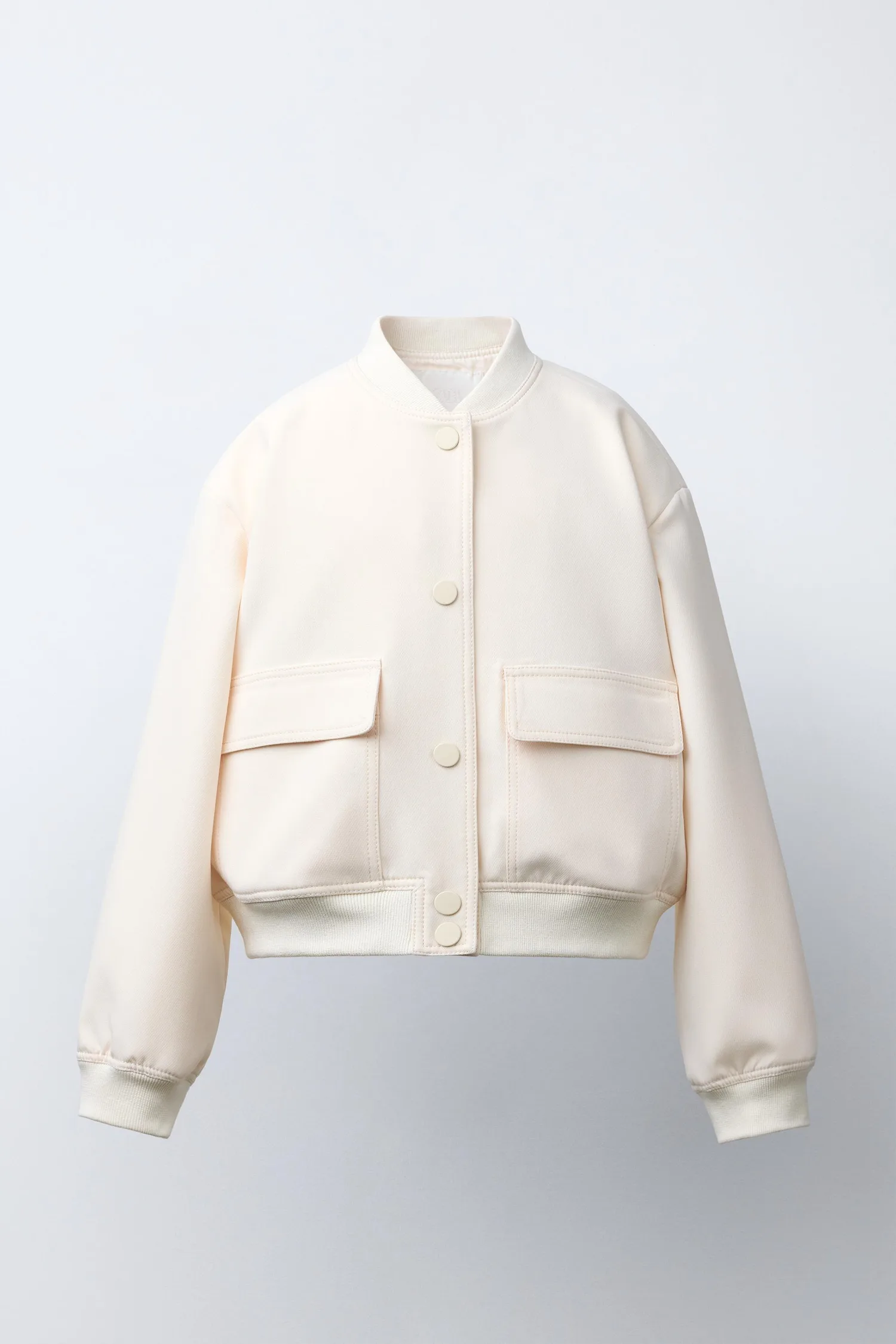 Укороченная куртка-бомбер с подплечниками Zara, экрю