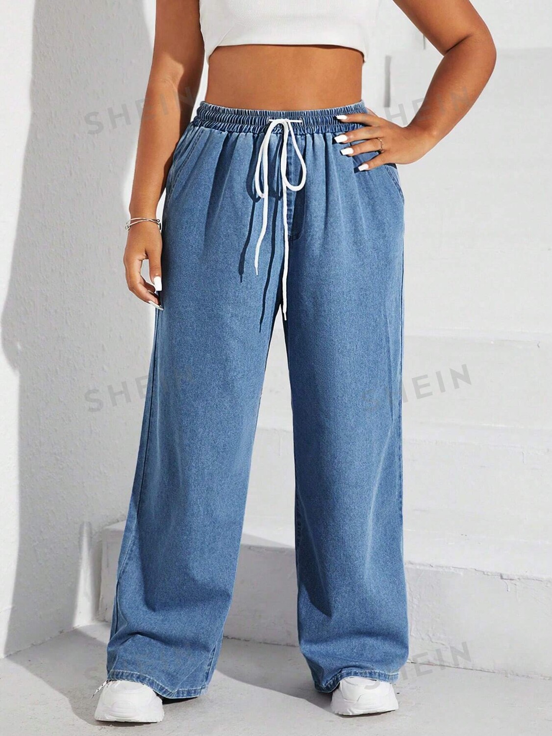 

Джинсы EZwear Plus, талия на кулиске, широкие штанины Shein, светло-голубой