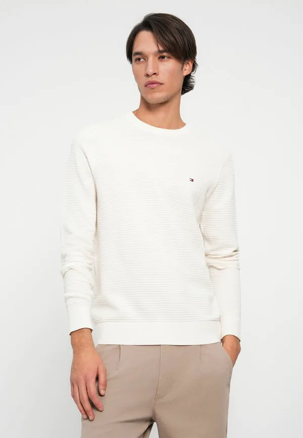Джемпер с круглым вырезом, выполненный из фактурной трикотажной ткани. Tommy Hilfiger, Ivory Petal — фото 4