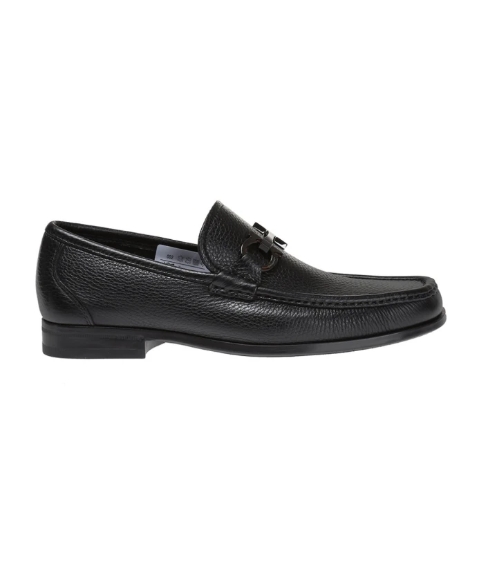 

Лоферы из зернистой кожи Salvatore Ferragamo, черный