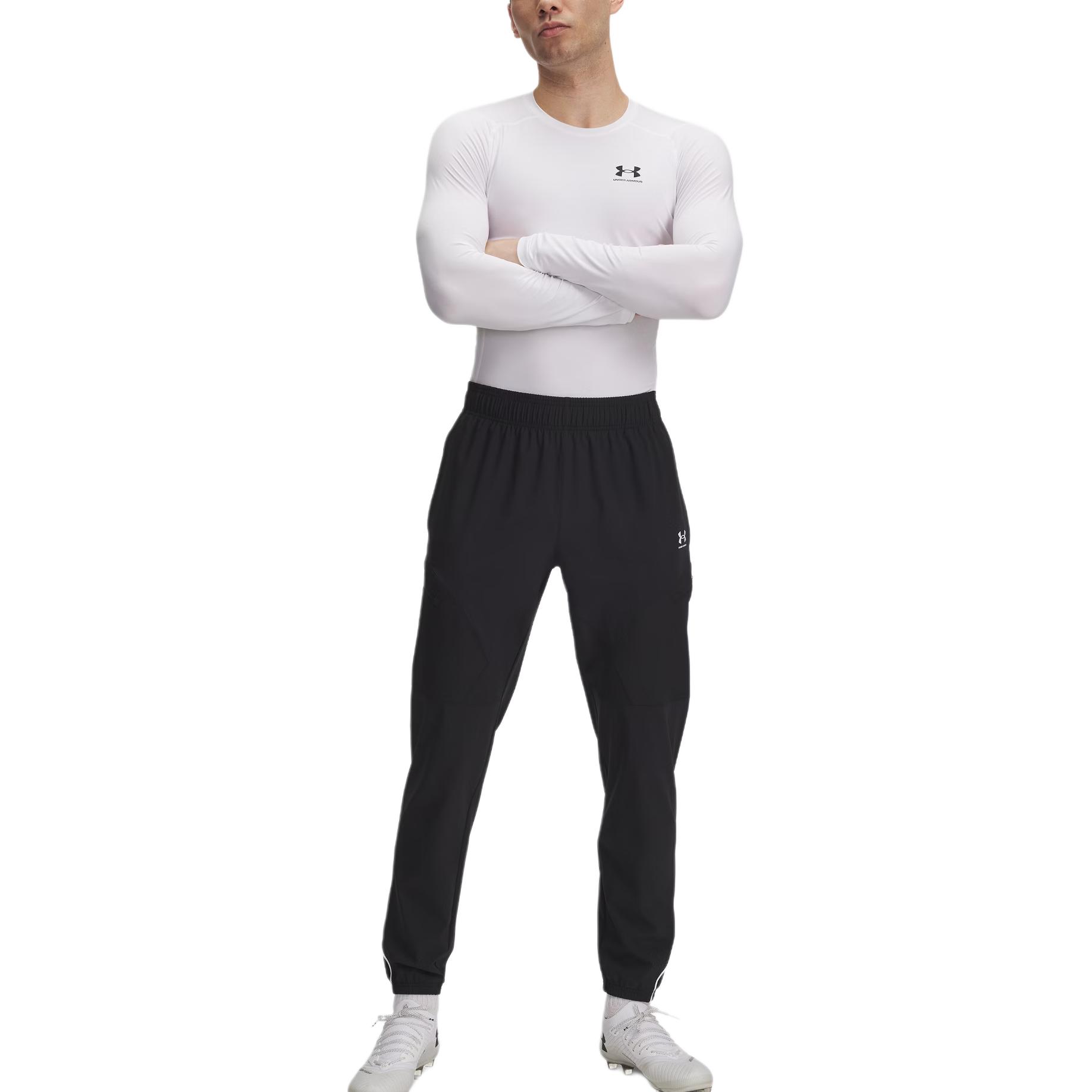 

Повседневные брюки Challenger для мужчин Under Armour, черно-белый