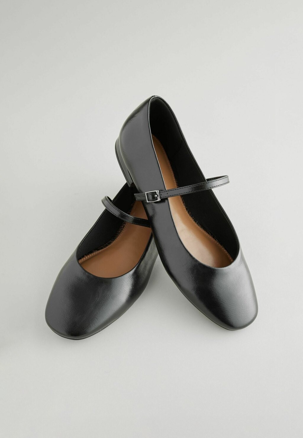 Балетки с ремешком на щиколотке REGULAR FIT FOREVER COMFORT MARY JANE Next, черный — фото 4