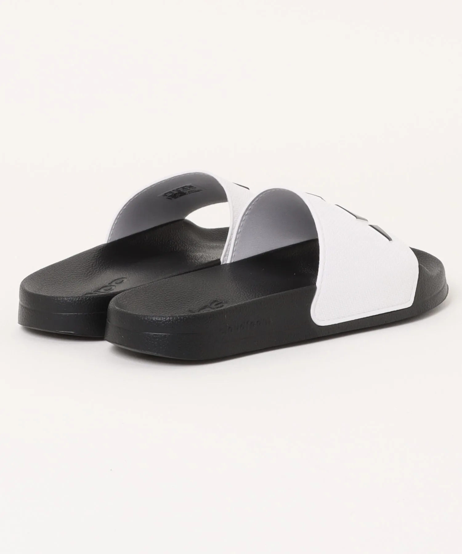 Мужские спортивные сандалии ADILETTE SHOWER U adidas белые с черным — фото 2