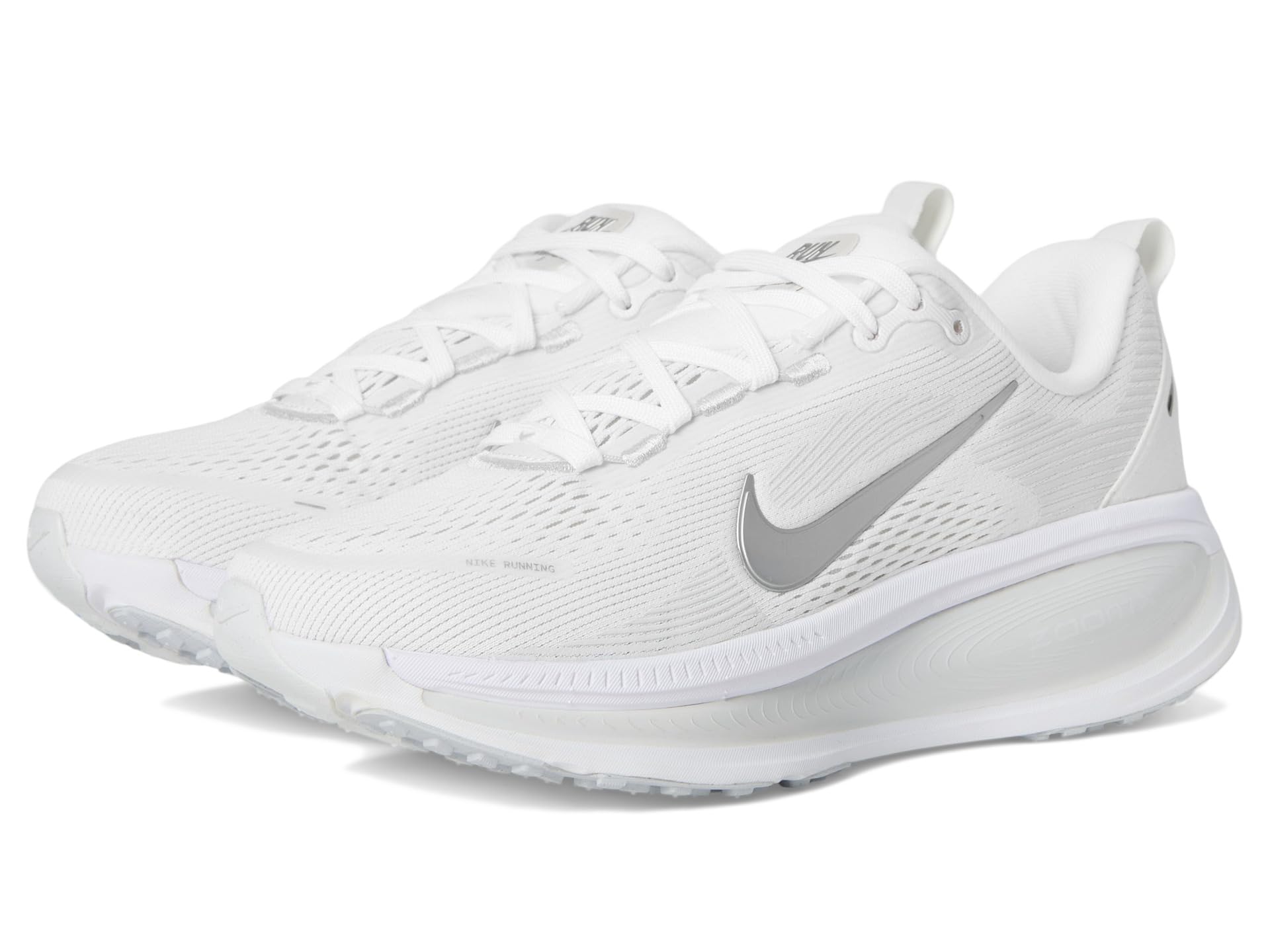 Кроссовки Nike Vomero 18, цвет White/Metallic Silver/Photon Dust