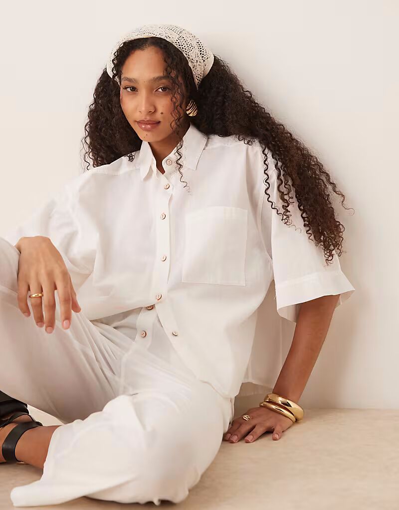 

Летний комплект из хлопка Free People в оптическом белом цвете