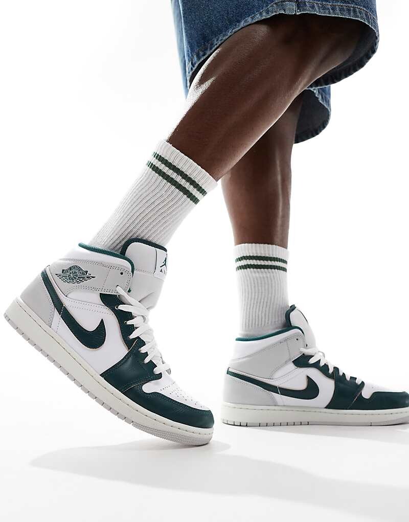 

Средние кроссовки Air Jordan 1 белого, серого и темно-зеленого цвета, Зеленый, Средние кроссовки Air Jordan 1 белого, серого и темно-зеленого цвета
