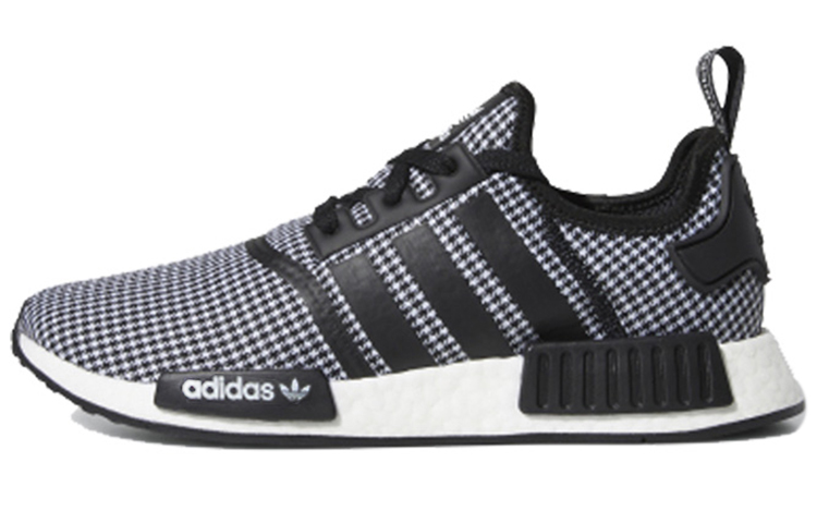 

Кроссовки Adidas Originals NMD_R1 'Black White'