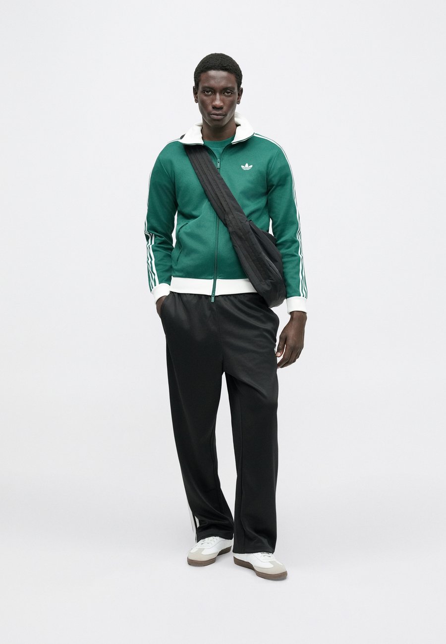 Толстовка Adidas Originals CLASSIC, Collegiate Green/White/Dark Green — фото 3
