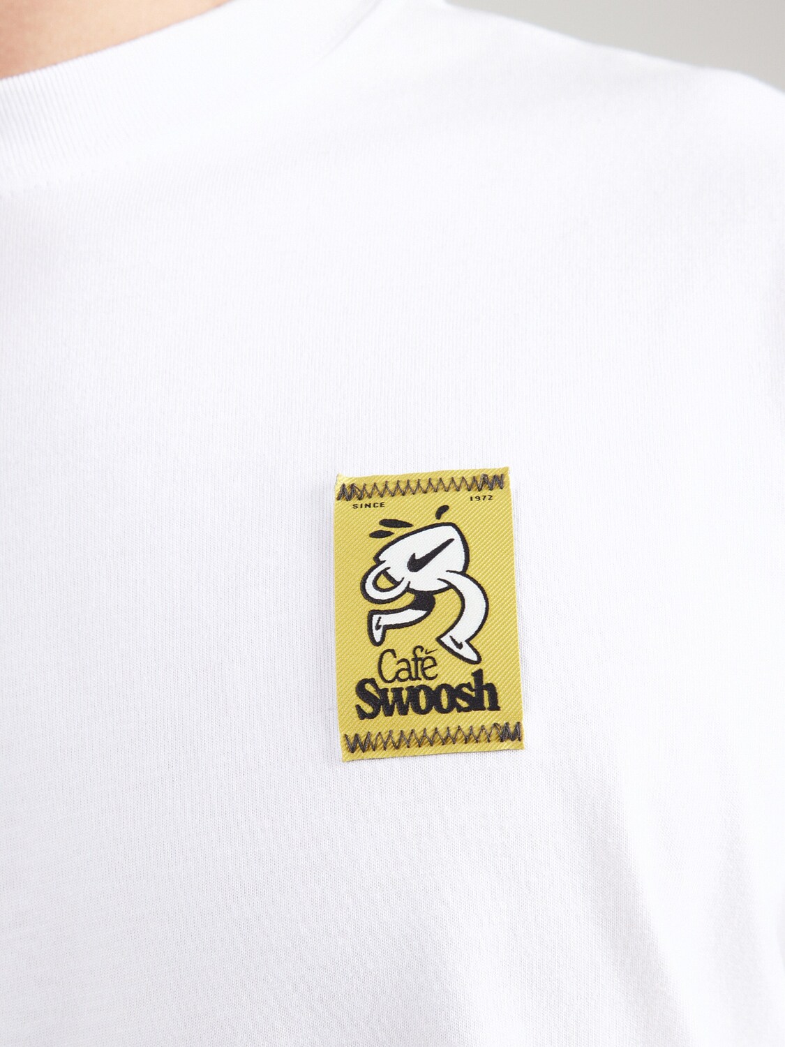 Nike Sportswear Футболка в белом цвете — фото 2