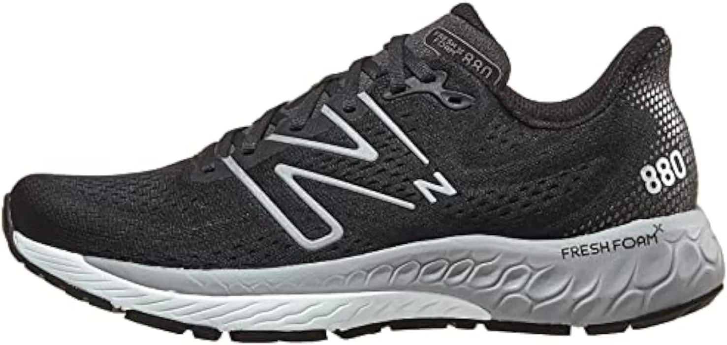 Кроссовки New Balance Herren M880v13, черный