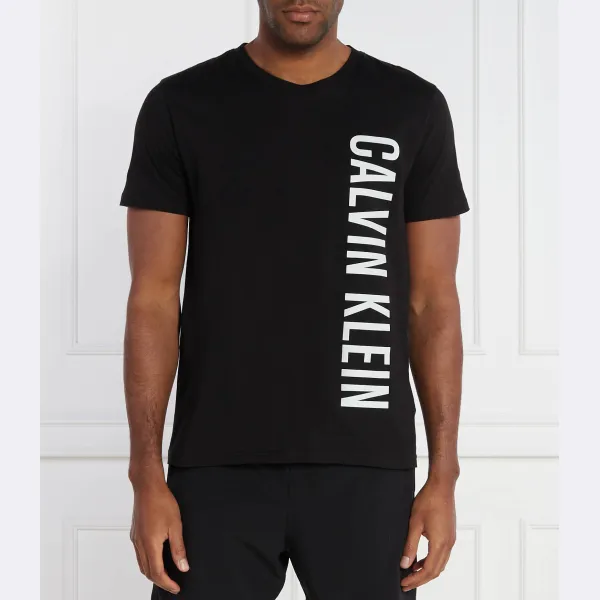 

Футболка стандартного кроя Calvin Klein, черный