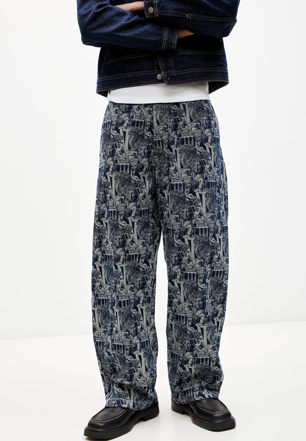 

Джинсы прямого кроя JACQUARD PULL&BEAR, цвет Light Blue Denim
