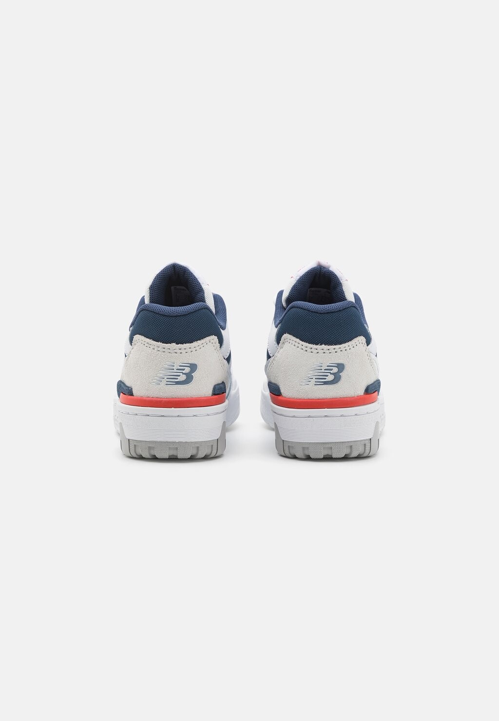 

Кроссовки на шнуровке 550 UNISEX New Balance, белый