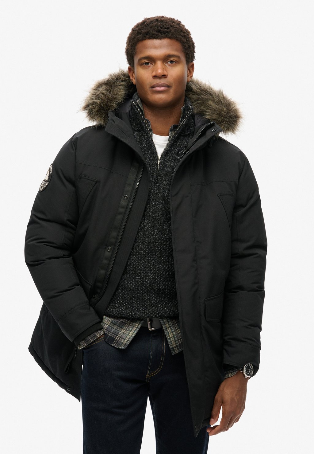 

Парка EVEREST Superdry, черный